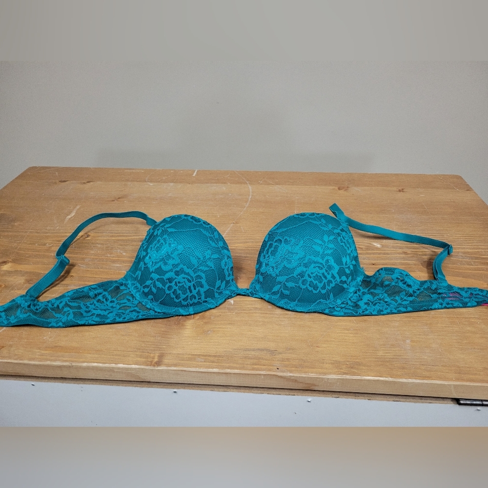 La Senza Green Lace Push Up Bra